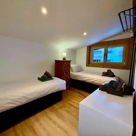 Penthouse Apartment, 3 Bedroom With Private Balcony Appartement Chamonix