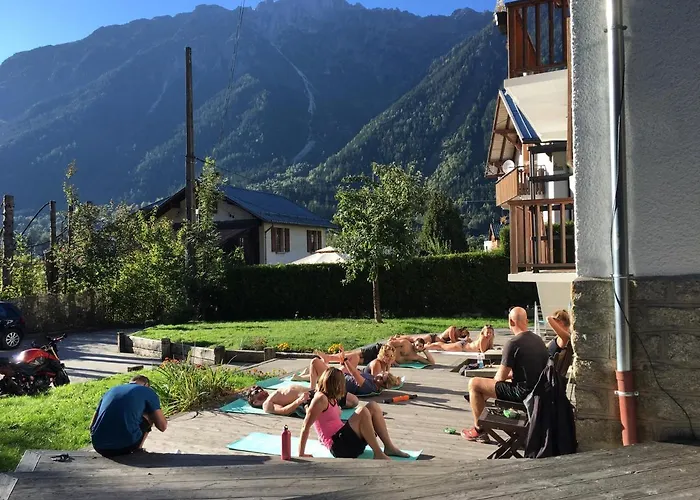 Penthouse Apartment, 3 Bedroom With Private Balcony *