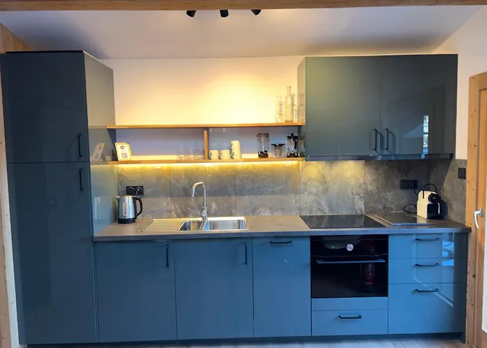 Penthouse Apartment, 3 Bedroom With Private Balcony